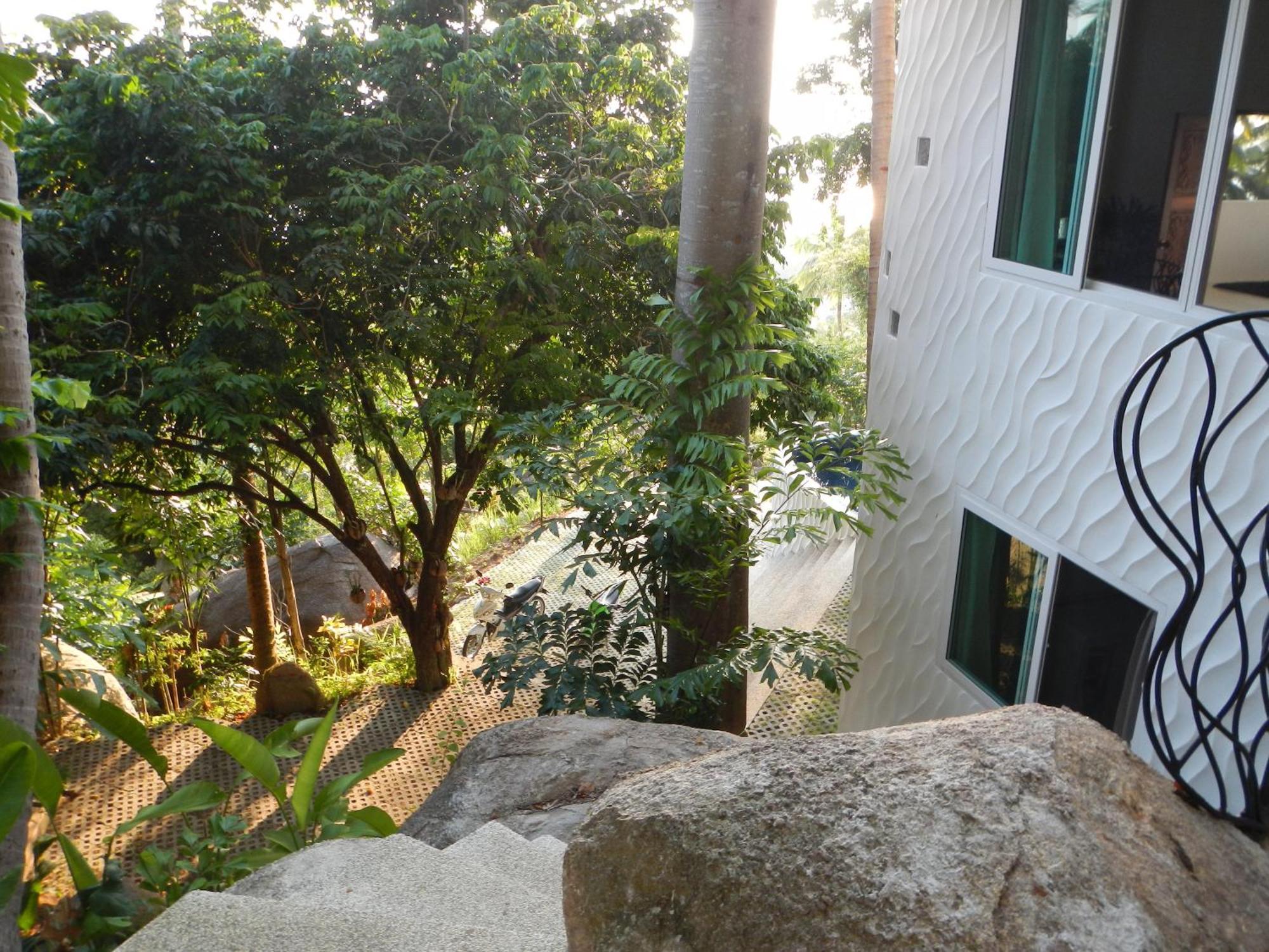 モンキー　フラワー　ヴィラズ タオ島 部屋 写真